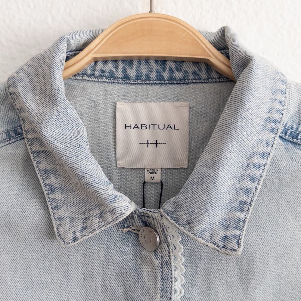 Habitual Light Blue Crochet Trim Denim Jean Jacket Size Medium NWT - Picture 4 of 7